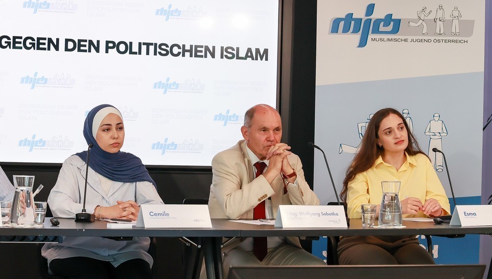 .Pressekonferenz zur Bildungsoffensive der Muslimische Jugend Österreich (MJÖ) 'Gemeinsam gegen den politischen Islam'