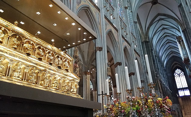 Dreikönigeschrein im Kölner Dom
