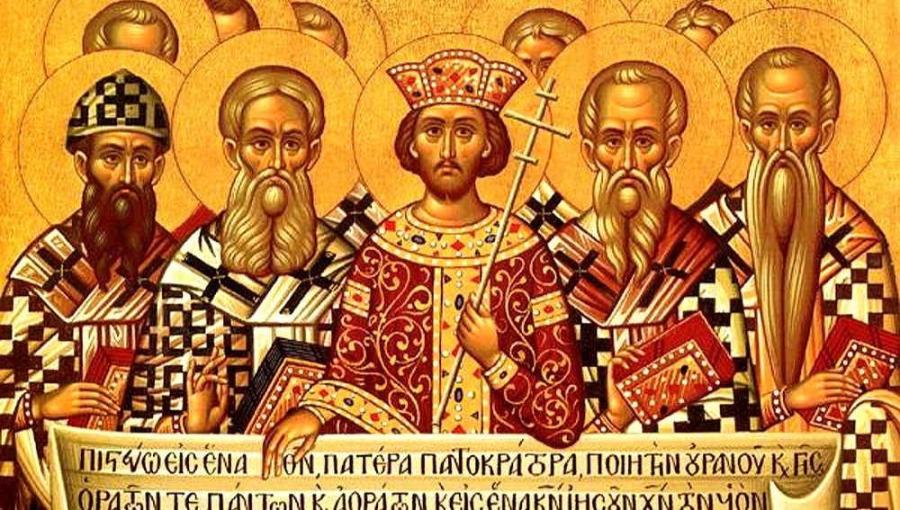 Erstes Konzil von Nicäa (325): Kaiser Konstantin entrollt den Text des Nicäno-Konstantinopolitanum, wie es auf dem ersten Konzil von Konstantinopel (381) umformuliert wurde.